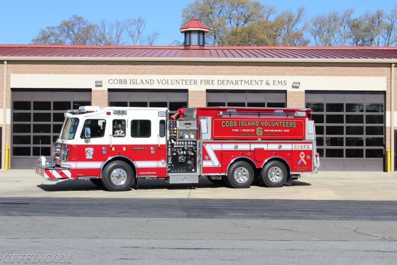 Engine Tanker 6
2014 Rosenbauer EXT
2500 Gallon Tank
1250 GPM Pump